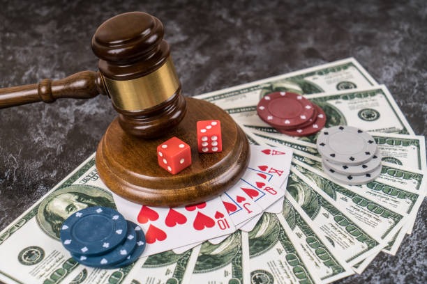 d73 Domino QQ table interface showing player positions, domino cards, and betting controls